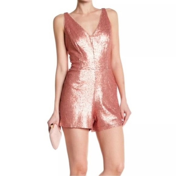 Marina Blush Pink Sequin Sleeveless Shorts Romper SIZE XS - Picture 1 of 8